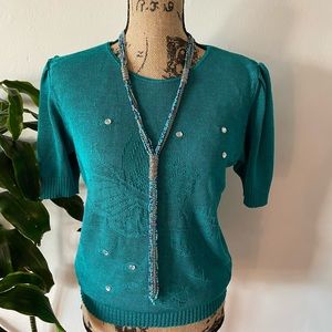 Top blue/green shirt